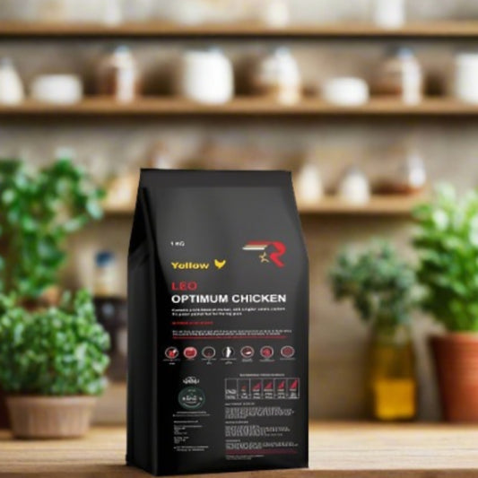 Image of LEO OPTIMUM CHICKEN Packaging: "1kg package of LEO OPTIMUM CHICKEN, a high-calorie meal for weight gain in dogs and cats.